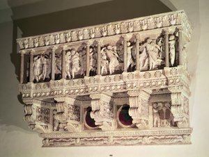 कैंटोरिया, 1433-39 (संगमरमर) (340290 और 136093 भी देखें)